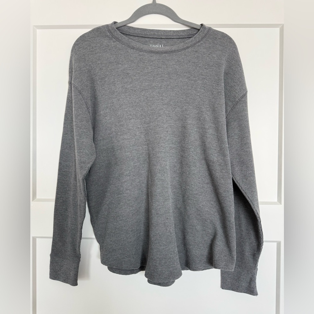 Time and Tru Charcoal Waffle-weave Long Sleeve Top